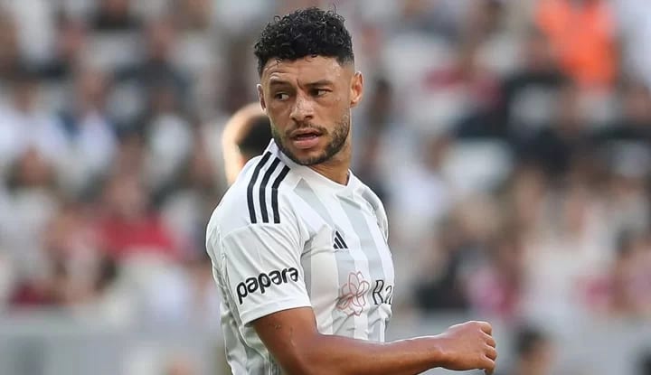 Oxlade-Chamberlain, Premier Lig'e geri dönüyor!