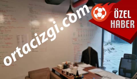 ÖZEL HABER | Adnan Dalgakıran'ın odasında şaşırtan görüntüler! Duvarlara yazdırmış!