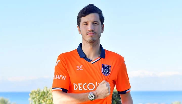 Beşiktaş ve Başakşehir, Salih Uçan transferini resmen açıkladı!