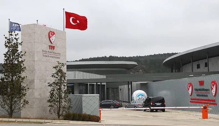 PFDK'dan Beşiktaş'a ceza!
