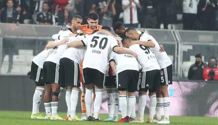 "Pjanic'teki çabuk düşünüp, çabuk oynama becerisinin binde biri bile..."