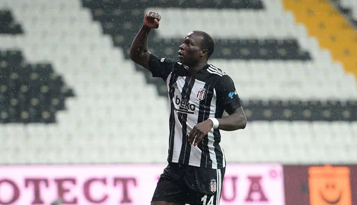 Porto taraftarından Aboubakar tepkisi! Değiştirilmesini istiyorlar!