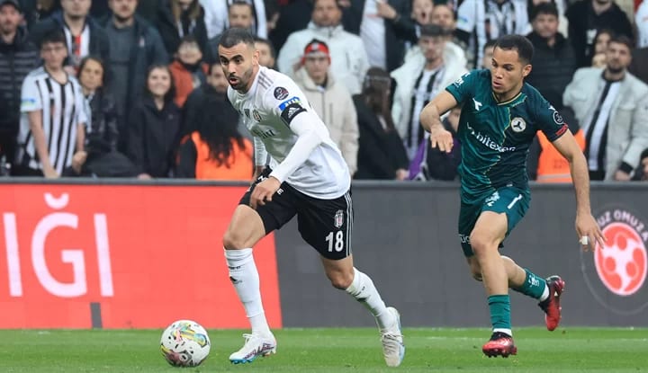 Rachid Ghezzal'dan maç sonu açıklaması! "Aboubakar gollerine devam ediyor"