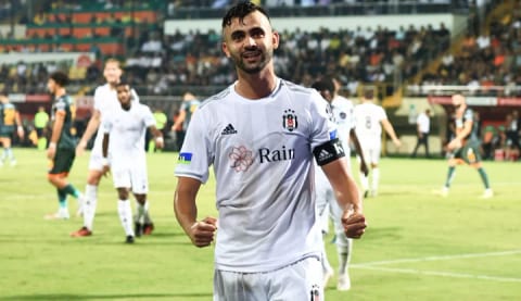Rachid Ghezzal'ı iğne yakmış!
