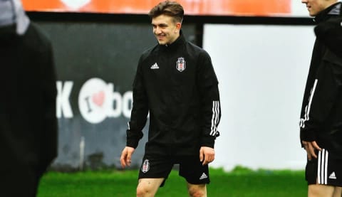Rıdvan Yılmaz'ın Eintracht Frankfurt'a transferi iptal oldu!