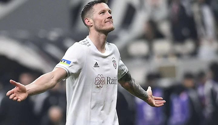 Rıza Çalımbay'dan Weghorst kararı!