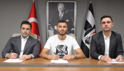 Romain Saiss ilk röportajını verdi!