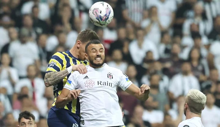 Romain Saiss'den maç sonu açıklaması! "Bu takım çok kaliteli oyunculardan kurulu bir takım"