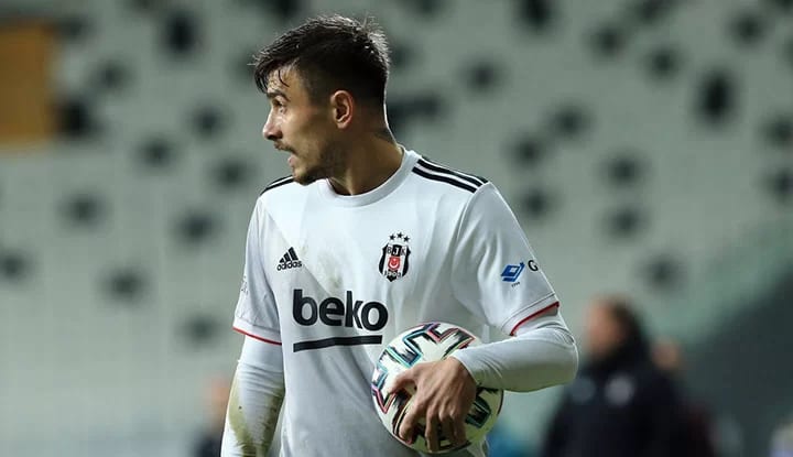 Röportaj sırasında Dorukhan Toköz'den mesaj!