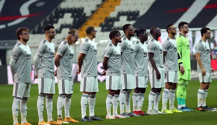 Rosier'in golü sonrası Vodafone Park'ta dikkat çeken görüntü
