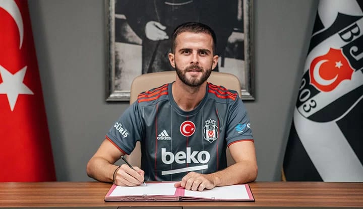 Şafak Sezer'den Miralem Pjanic'e çağrı!