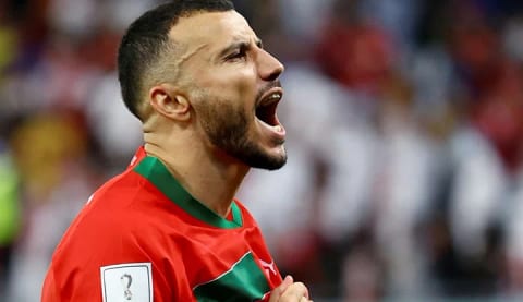 Saiss'li Fas yarı finalde!