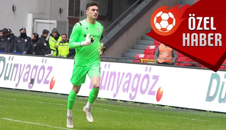 Samsunspor Başkanı, Nurullah Aslan'ın transferi için Başkan Ahmet Nur Çebi ile görüştüğünü resmen açıkladı!