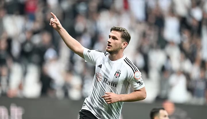 Semih Kılıçsoy'un menajeri oyuncunun geleceği ile ilgili konuştu!