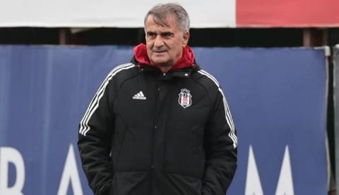 Şenol Güneş 3 oyuncu için sistemini arıyor!