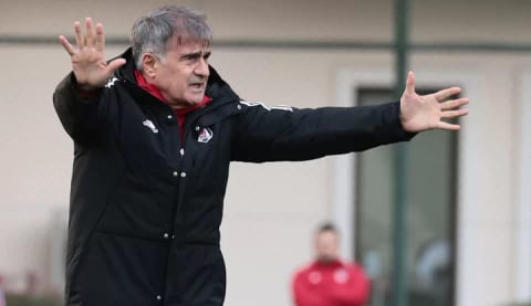 Şenol Güneş iki ismin biletini kesti!
