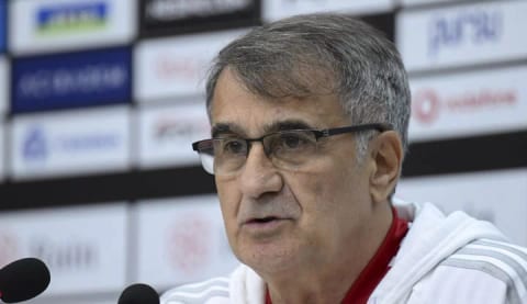 Şenol Güneş'ten Bakü maçı öncesi açıklamalar! "Turu Geçmek istiyoruz"