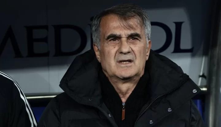 Şenol Güneş'ten maç sonu açıklaması! "Basit top kayıpları yaptık"
