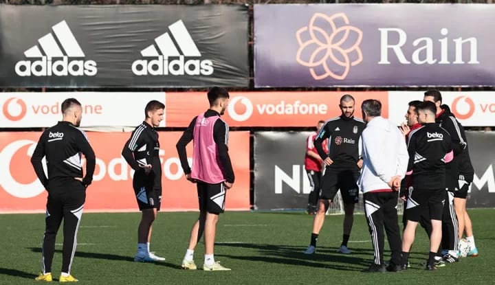 Şenol Güneş'ten oyunculara sert uyarı!