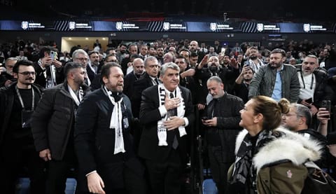 Serdal Adalı başkan olduktan sonra ilk sözlerini söyledi!
