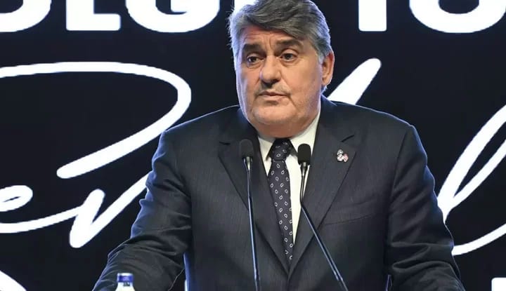 Serdal Adalı’dan açıklamalar; “Beşiktaş’ı Katar sermayesine bırakmayacağım”