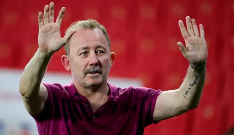 Sergen yalçın, Beşiktaş'ta ki anılarını anlattı! "Babam Beşiktaş’ı şampiyon yapacaksın dedi"