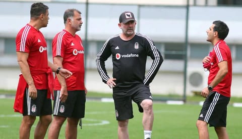 Sergen Yalçın, iki isme dikkat çekti!