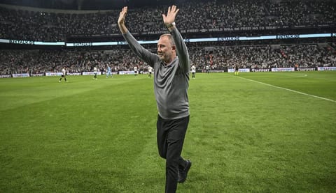 Sergen Yalçın'dan Beşiktaş açıklaması! "Büyük Beşiktaş'a layık oyun olacak"