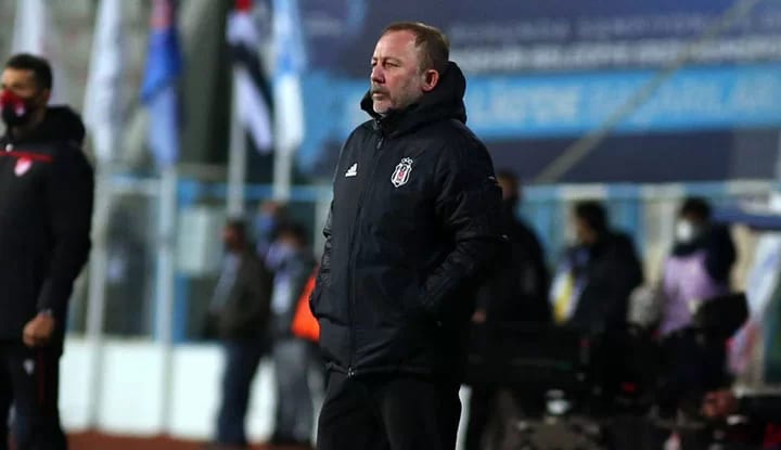 Sergen Yalçın'dan son dakika Cenk Tosun açıklaması