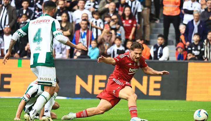 Serie A devi devre arasında Semih Kılıçsoy'u transfer etmek istiyor!