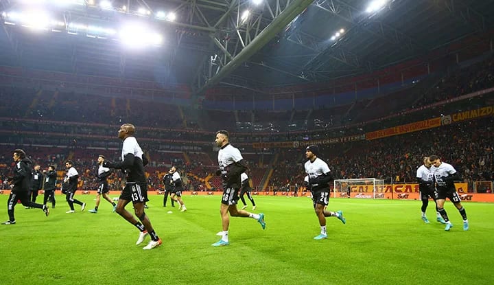 Derbinin ilk 11'leri belli oldu!