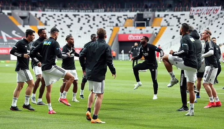 Beşiktaş'ın ilk 11'i belli oldu!