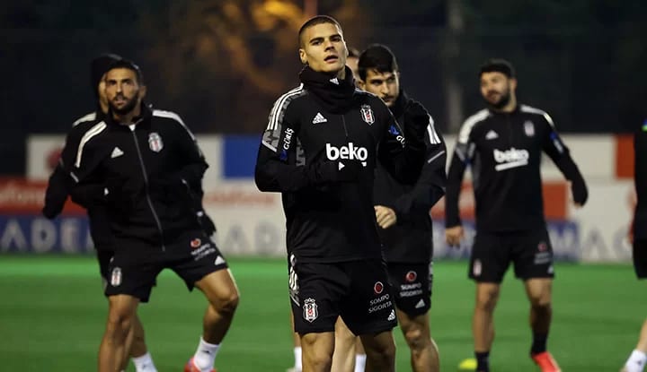 Beşiktaş'ın Kayserispor maçı kamp kadrosu açıklandı