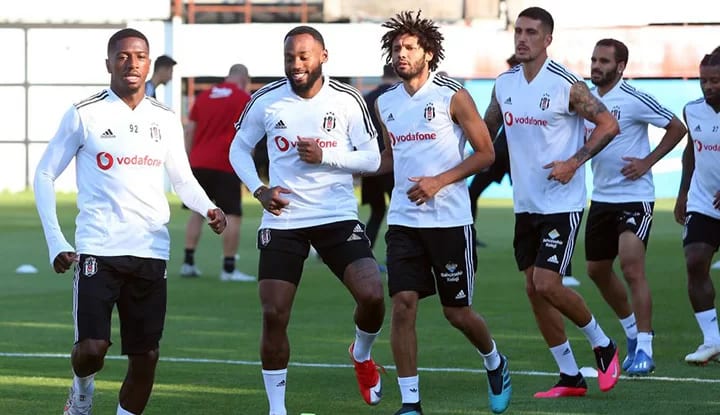 Son maçlarda çıkış yaptı, Beşiktaş'ta kalma ihtimali arttı!