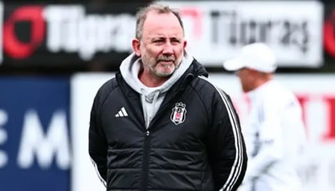Soyunma odasında kritik dakikalar: Sergen Yalçın kararından döndü