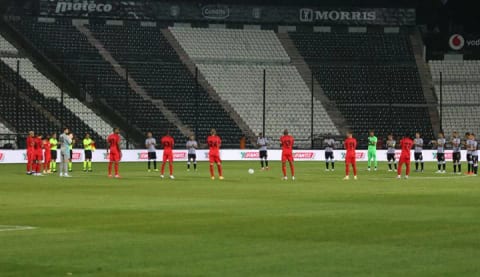 Maçın hakemine tepki gösterdi; tribüne gönderildi!
