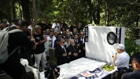 Süleyman Seba, vefatının 12. yılında kabri başında anıldı!