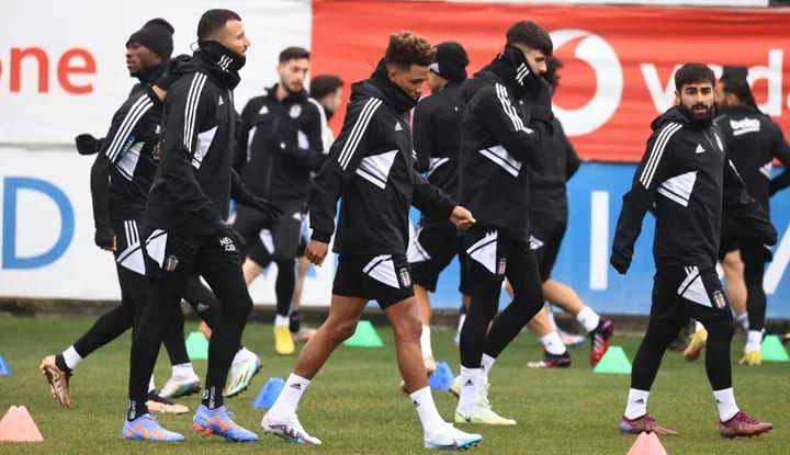 Süper Lig'in yıldız oyuncusu Beşiktaş'a geliyor! İşte detaylar!