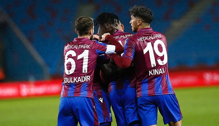 Sürpriz transfer gelişmesini açıkladı! "Trabzonspor'dan gelirse şaşırmayız"