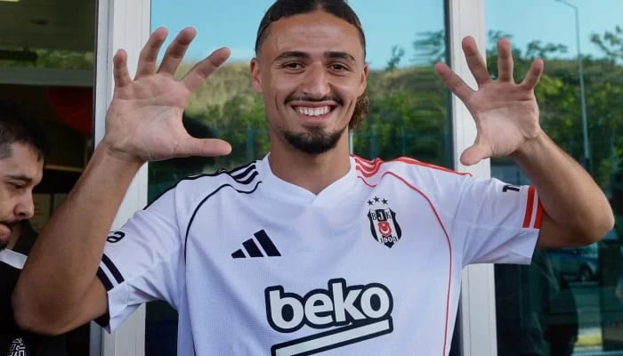 Taylan Bulut: "Beşiktaş formasıyla sahada olmak gurur verici!"