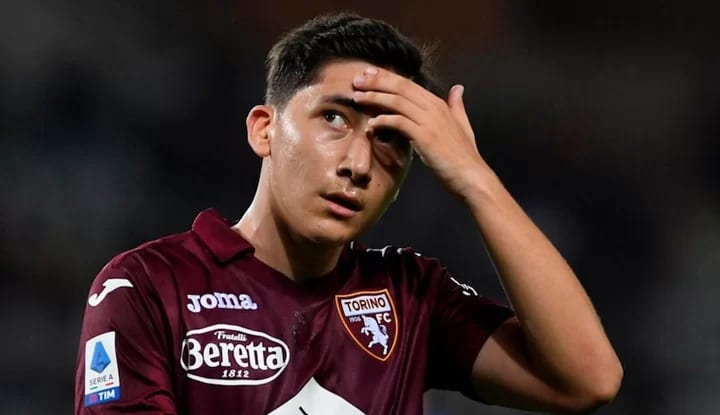Torino'da Emirhan İlkhan şoku yaşanıyor! Koltuk değnekleriyle çıktı!