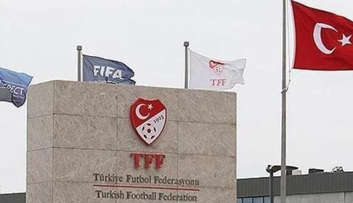 Trendyol Süper Lig'de Yabancı Video Yardımcı Hakemi (VAR) uygulaması başlıyor!