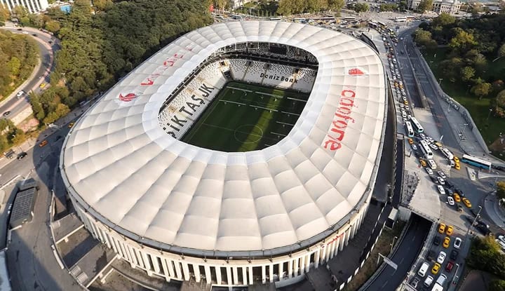 Ukrayna, Rusya'yı Beşiktaş üzerinden tehdit etti!