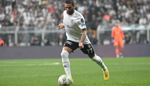 Umut Meraş trafik kazası geçirdi!