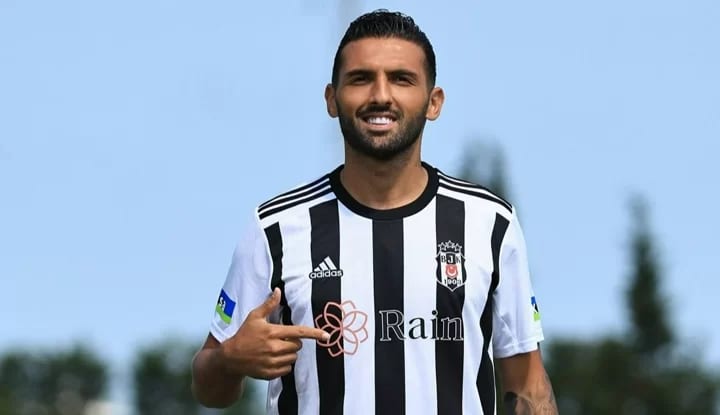 Umut Meraş'tan derbi açıklaması! "Kazanmak isteyen Beşiktaş göreceğiz"