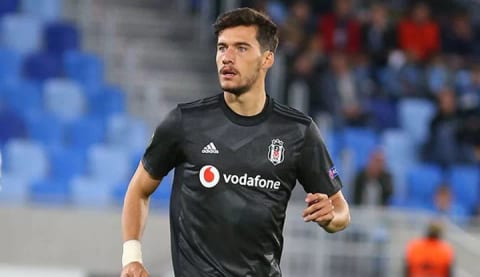 Umut Nayir'e Avrupa'dan sürpriz talip!