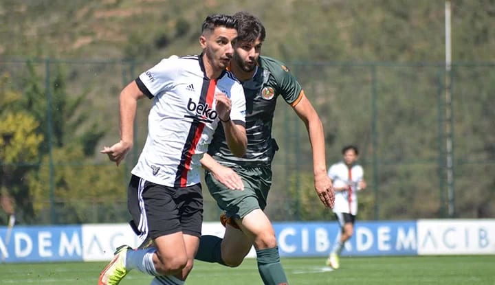 Valerien Ismael maçı takip etti, günün ilk maçında gençler 3 attı