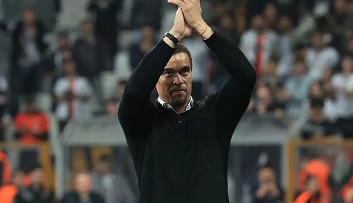 "Valerien Ismael, takımla birlikte oynuyor adeta, tribünleri de ihmal etmiyor, ateşliyor"