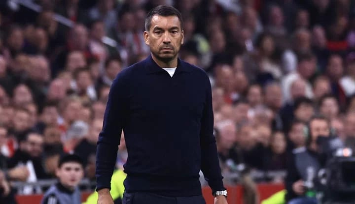 Van Bronckhorst'un sürpriz 11'i tutmadı! Beşiktaş, ilk mağlubiyetini aldı!