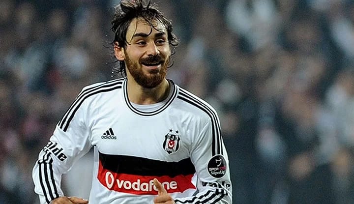 Veli Kavlak'tan derbi yorumu! Gol beklediği Beşiktaşlı futbolcuyu açıkladı!
